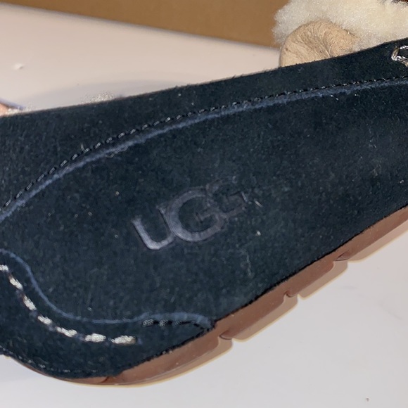 UGG Women’s Black ANSLEY SLIPPERS - Picture 4 of 9